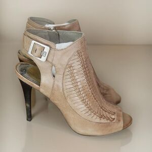 Vince Camuto Tan Stiletto Heels with Woven Texture